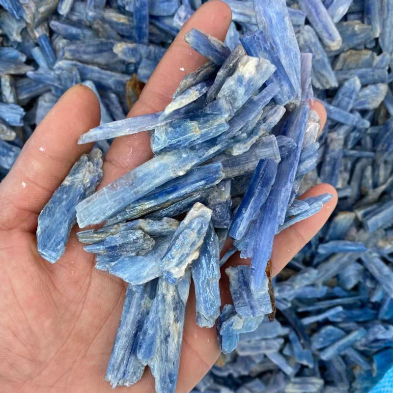 Outside single hot selling natural crystal rough blue crystal strip chips DIY handmade accessories pendant ornaments