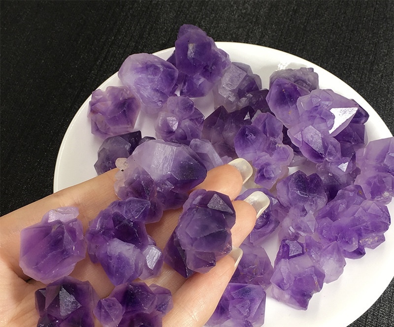 Outer single hot selling natural amethyst high quality amethyst tooth power stone home diy jewelry