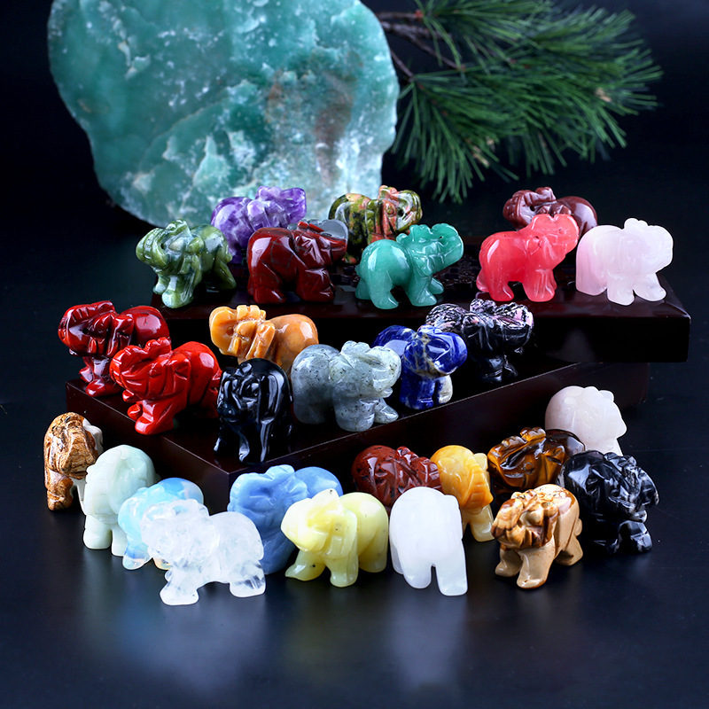 Outer single hot selling natural crystal animal elephant carving pieces ornaments energy stone pendant