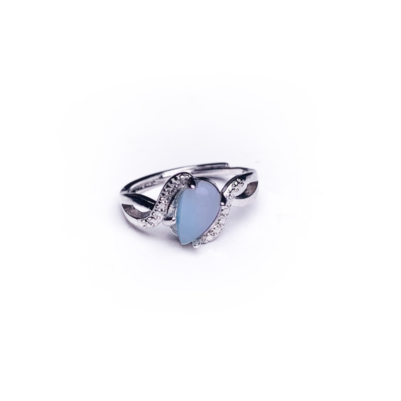 selling rings, vintage rings, larimar rings