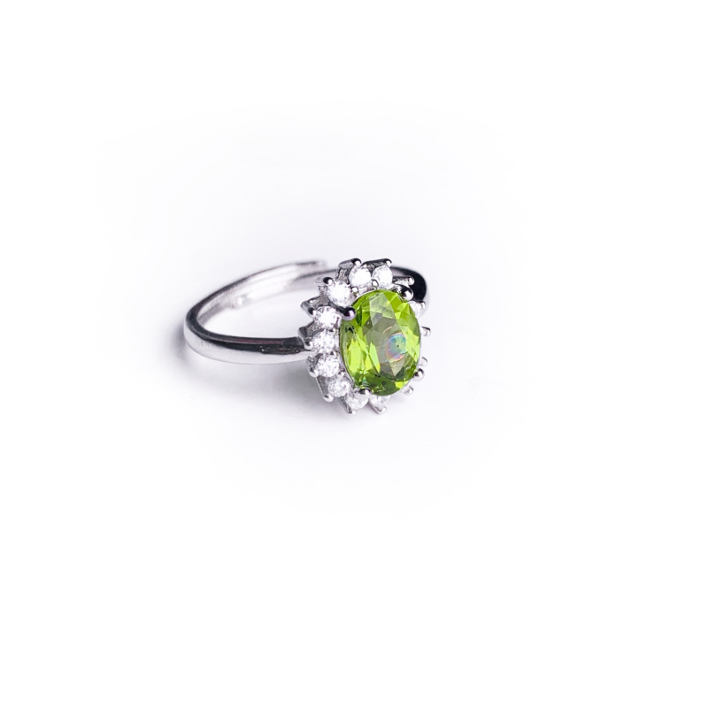 Hot Selling Peridot Rings