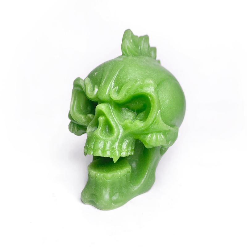 Hot Selling Glow-in-the-Dark Resin Skull