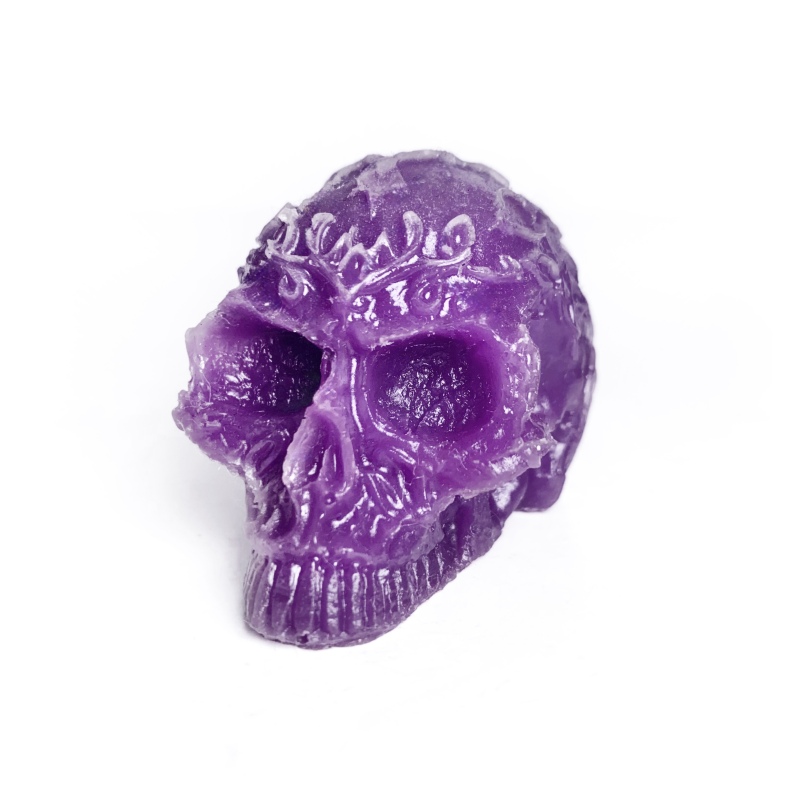 Hot Selling Glow-in-the-Dark Resin skull