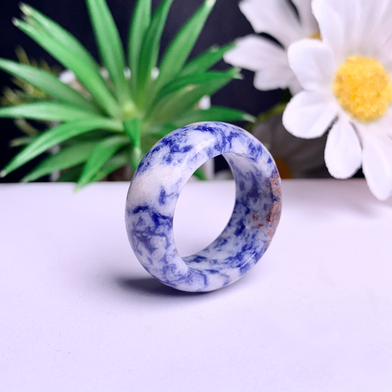 Hot selling a variety of crystal, jade material ring