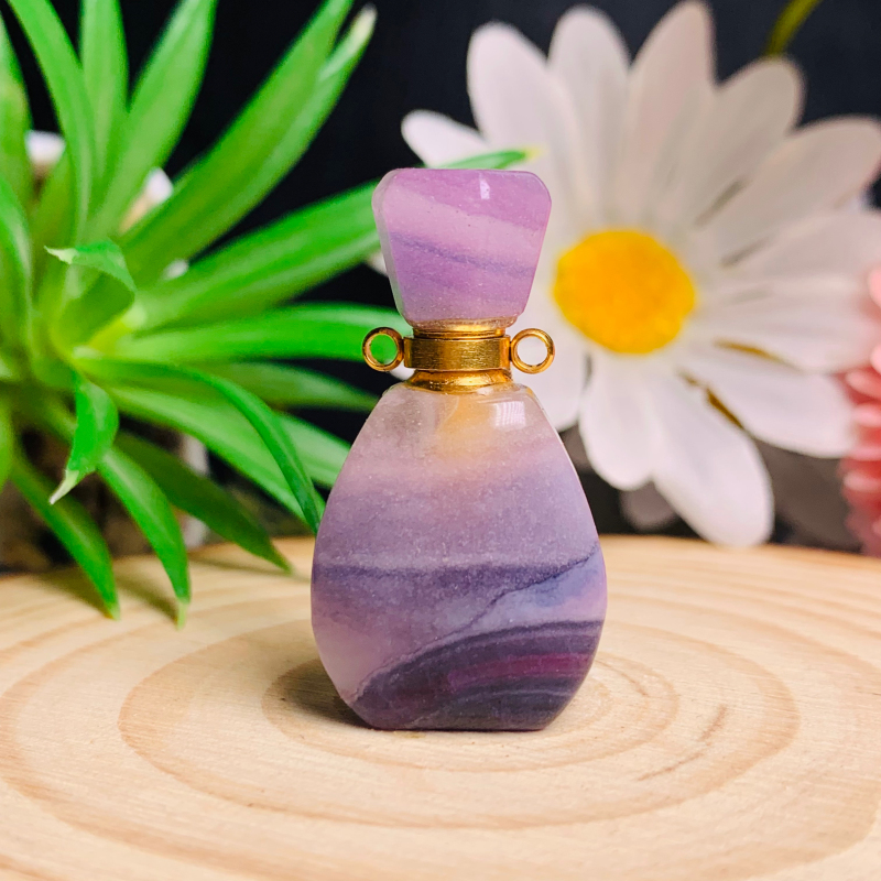 Hot selling jade crystal perfume bottle small capacity perfume aromatherapy bottle jade perfume bottle pendant