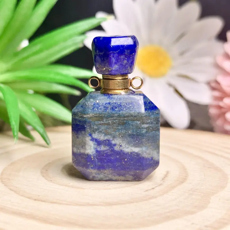 Hot selling jade crystal perfume bottle small capacity perfume aromatherapy bottle jade perfume bottle pendant