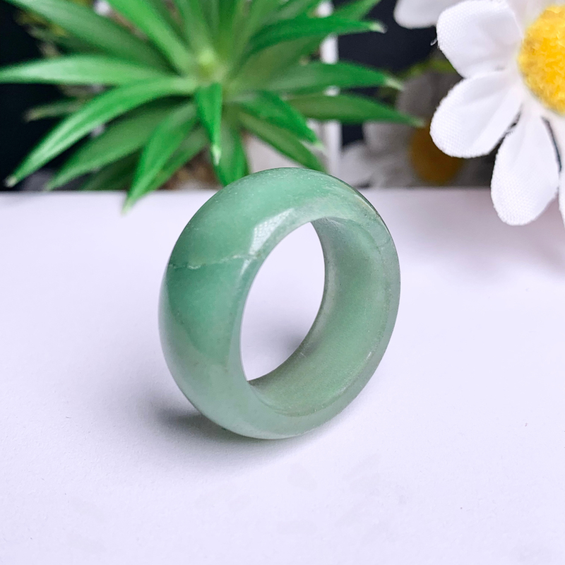 Hot selling a variety of crystal, jade material ring