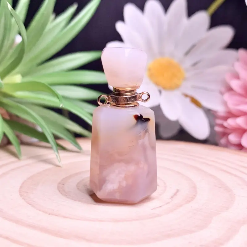 Hot selling jade crystal perfume bottle small capacity perfume aromatherapy bottle jade perfume bottle pendant