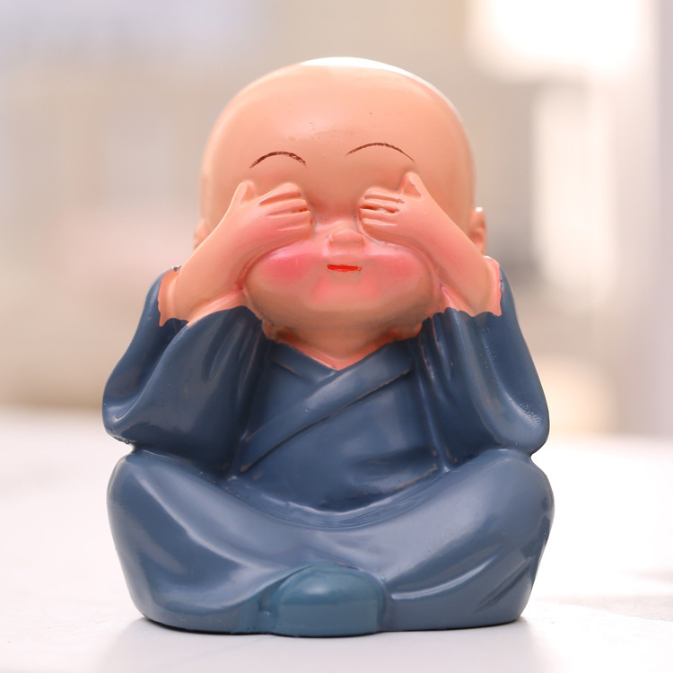 Four no little monks resin cartoon doll gift novice car decoration Shaolin kung fu children ornaments