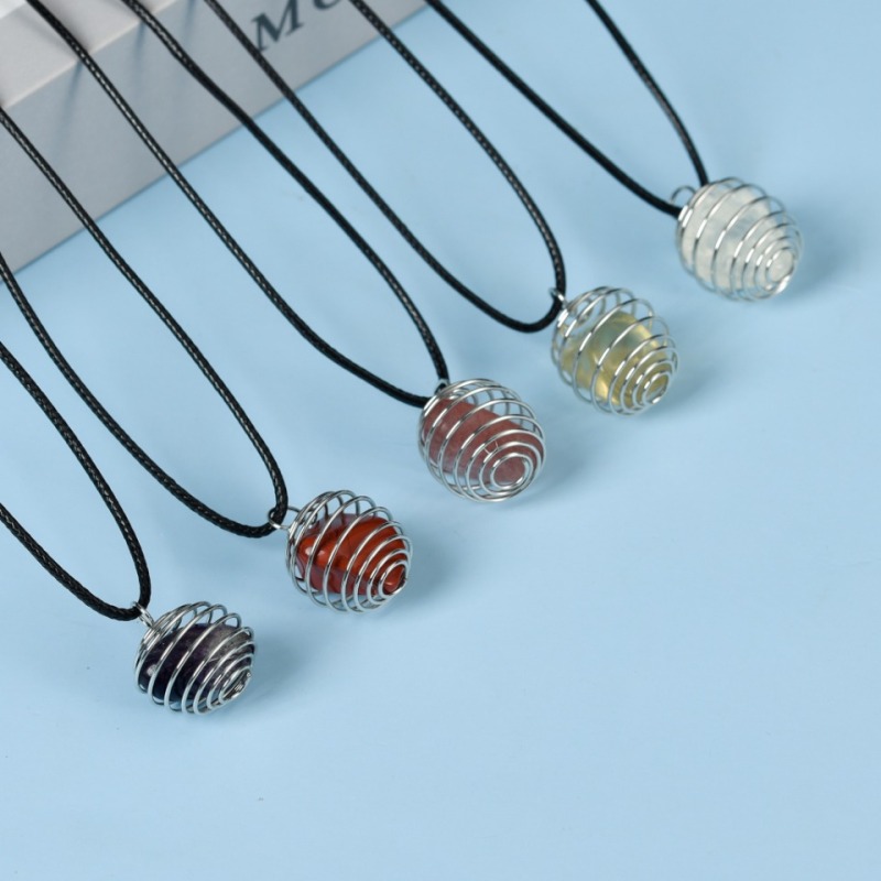 Factory wholesale natural crystal fashion jewelry pendants man pendant healing gift