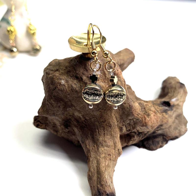 Factory Wholesale Natural Pyrite Earrings for Healing and Demagnetizing Pyrite Raw Stone Earrings for Women as a Gift