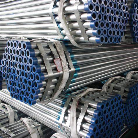 Difference between galvanized steel pipe and seamless steel pipe