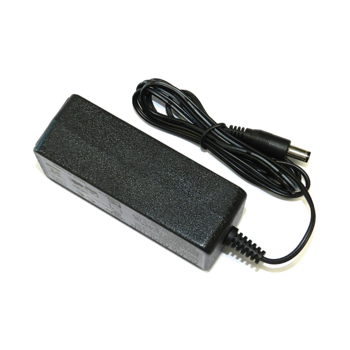 Class 2 LED Power Supply 12V 2A 24W AC/DC Adapter with UL/cUL UL1310 listed safety approved