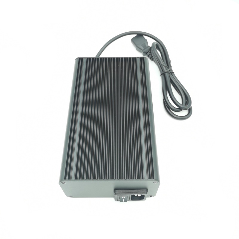 Smart 71.4V 5A lithium Battery Charger Dustproof type for 17S Li-ion battery charging