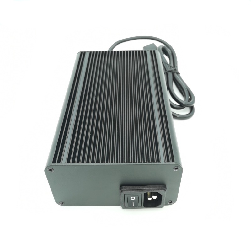 Smart 84V 4A lithium Battery Charger Dustproof type for 20S Li-ion battery charging