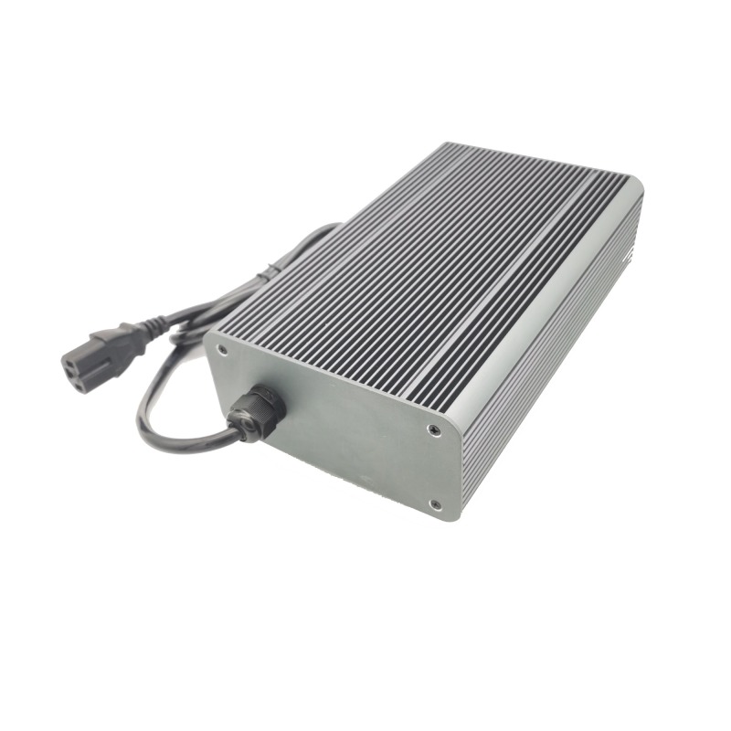 Smart Dustproof design 54.6V 10A Lithium battery charger For battery-powered electrofusion welding SPC-550WW-546100