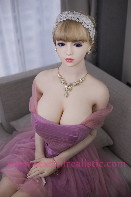 170cm Innocent Asian Realistic Sex Doll