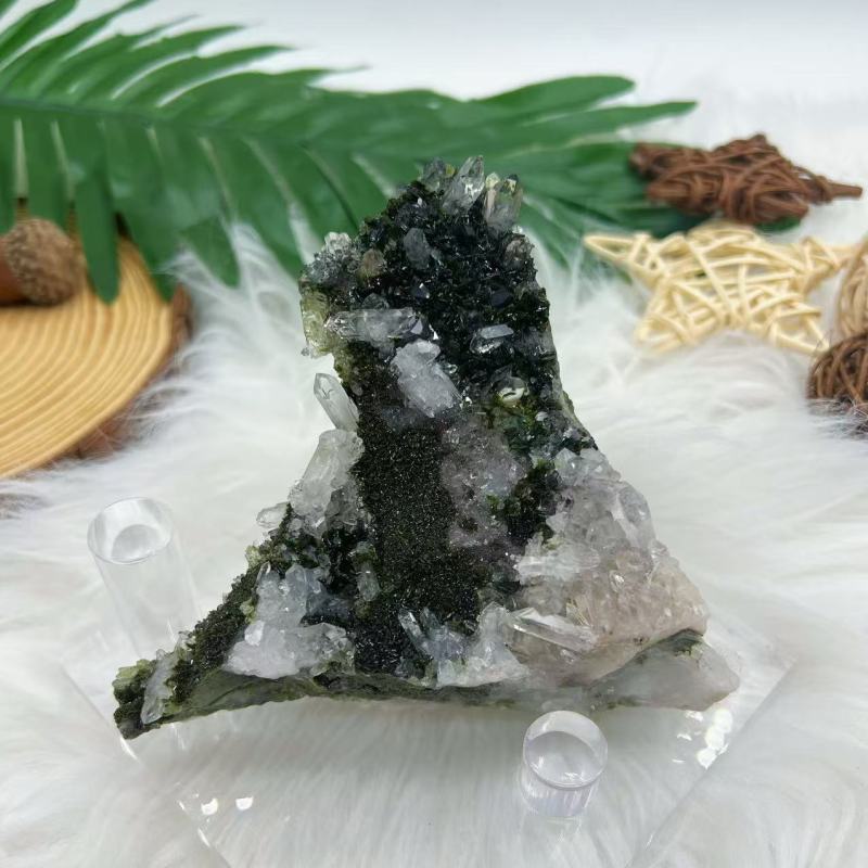 Epidote（from Sichuan）