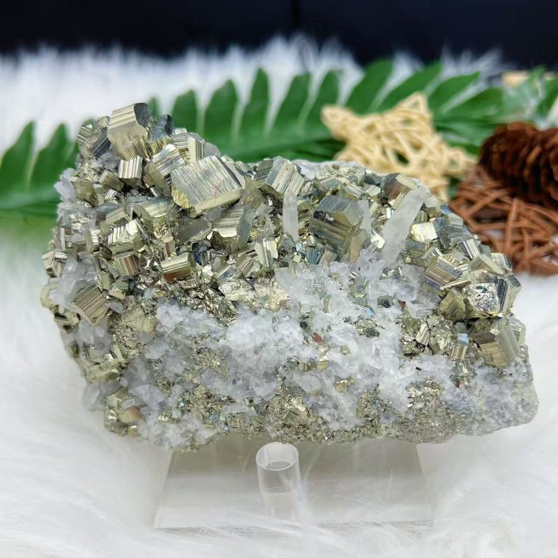 White fluorite with pyrite
