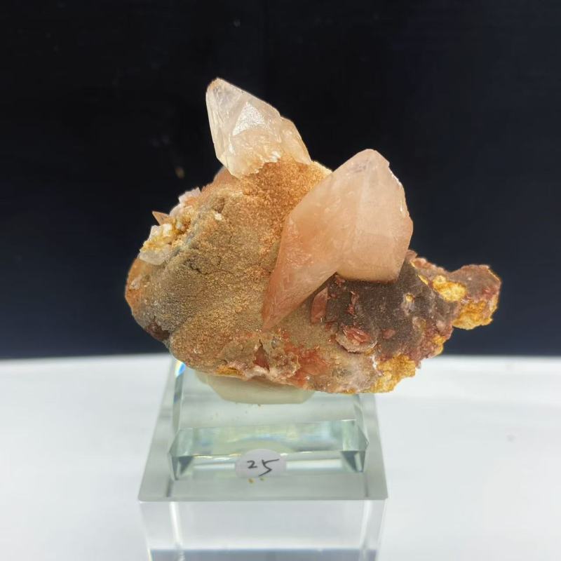 pink diamond calcite