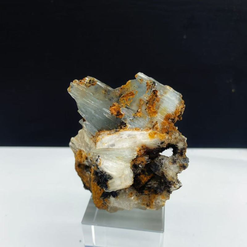 Morraco blue barite