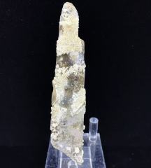 candle quartz with  petal calcite