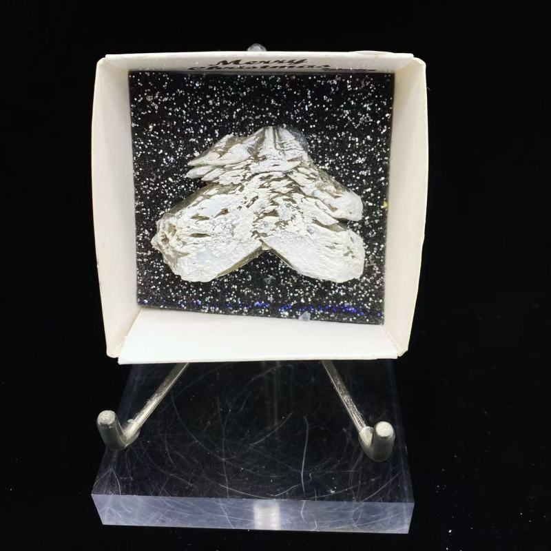 Christmas tree selenite