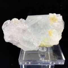 Aquamarine with mica