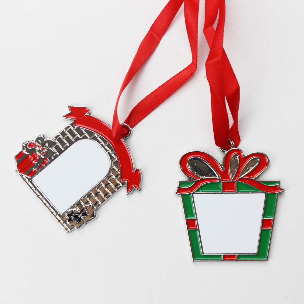Customized Dye-Sublimation Blank Metal Xmas Ornament With Tree Shape