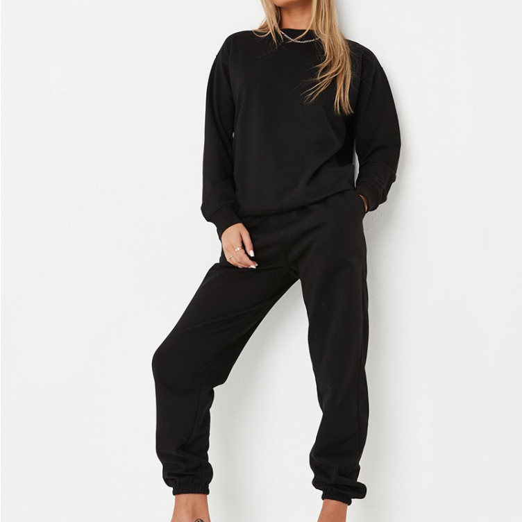 black sweartshirt