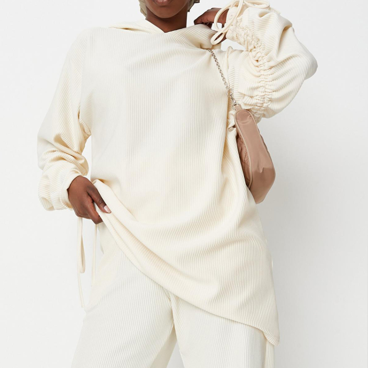 oversized hoodie