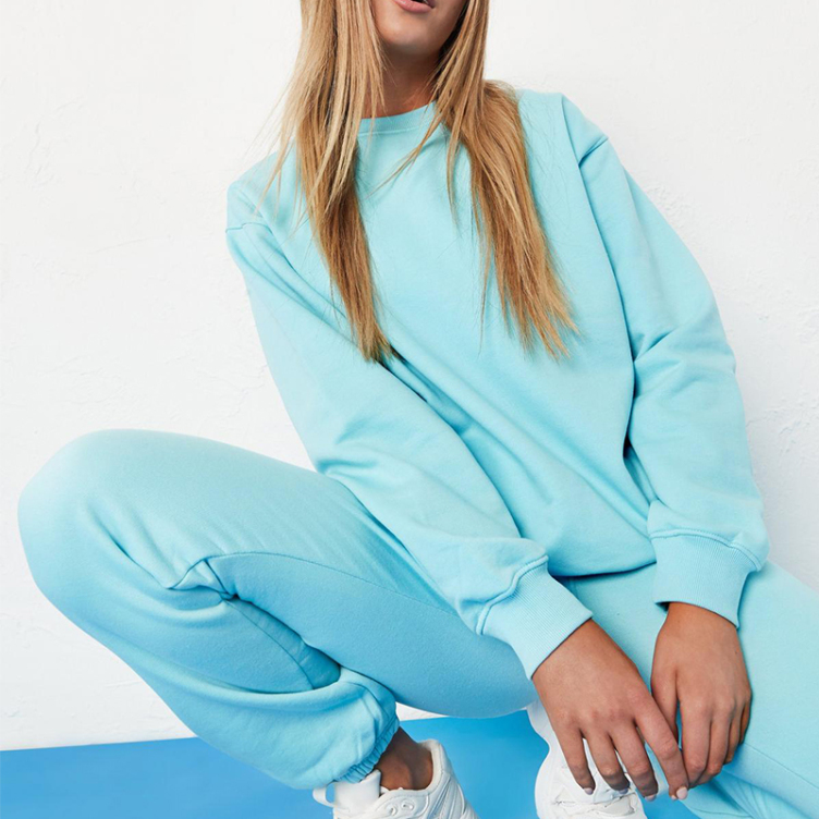 sweartshirt