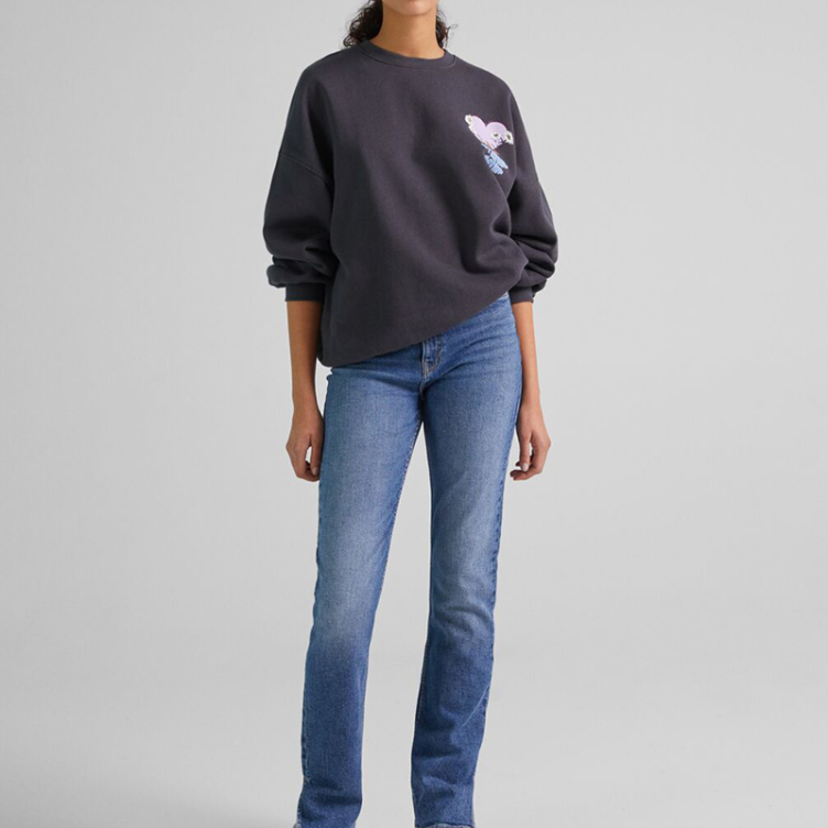 sweartshirt