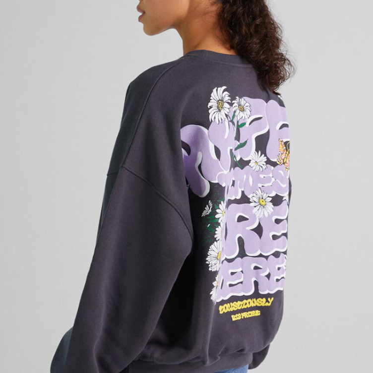 sweartshirt