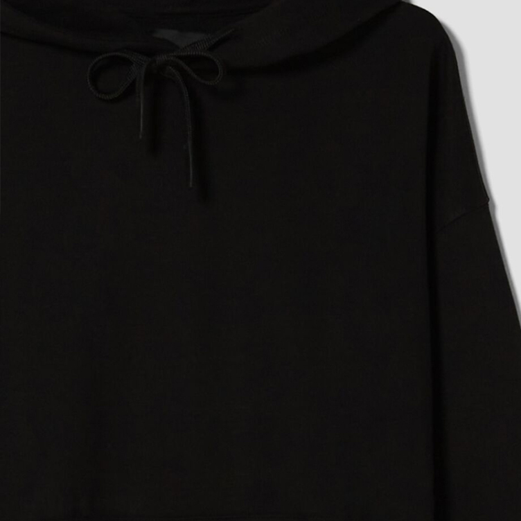 sweartshirt