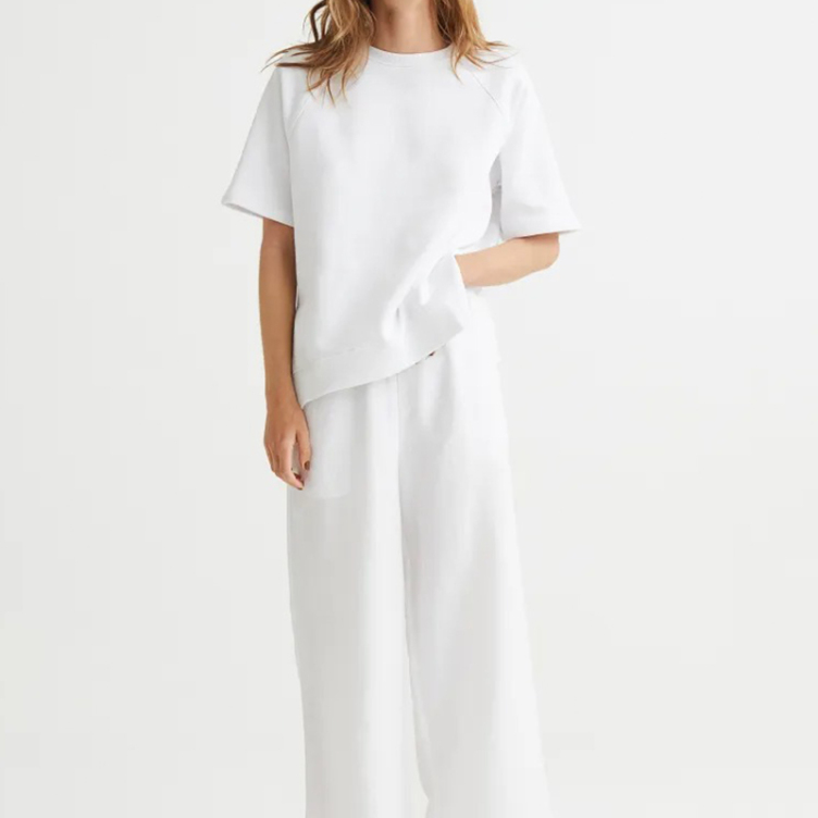 sweartshirt