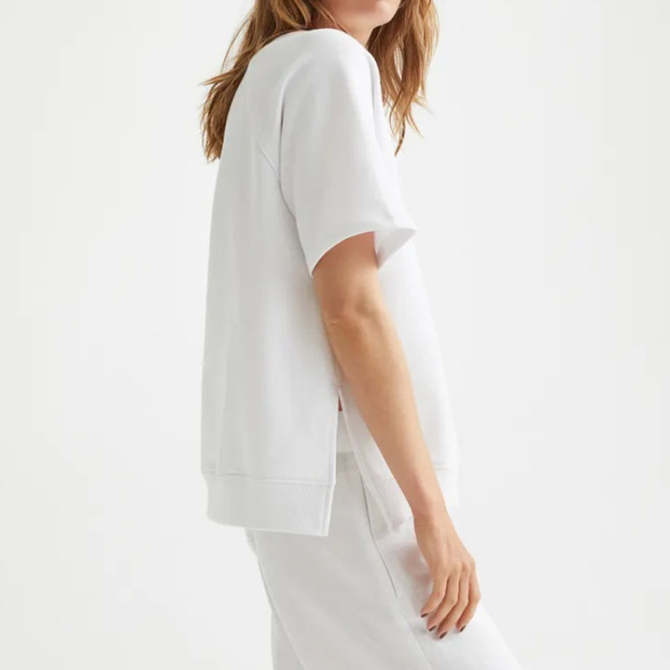 sweartshirt