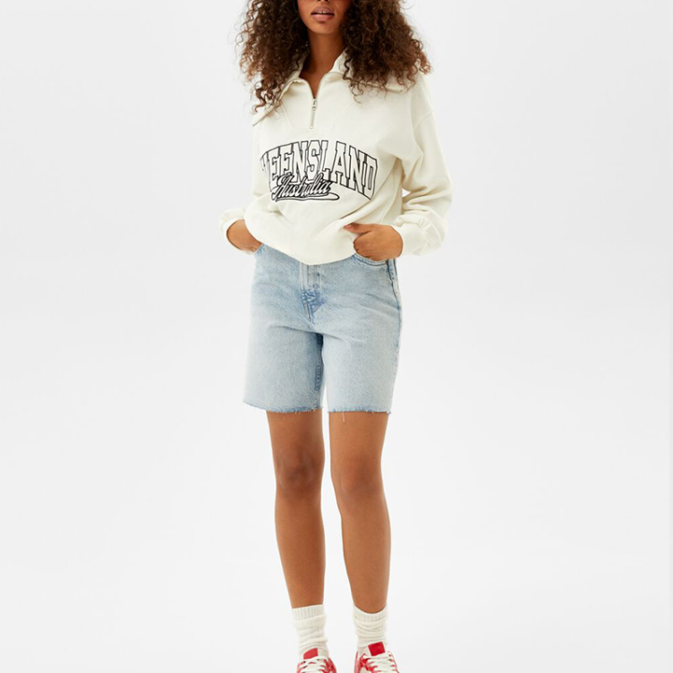 sweartshirt