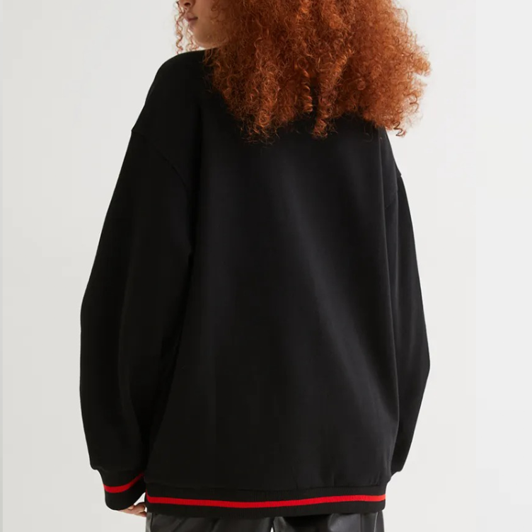 sweartshirt