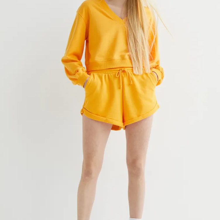 sweartshirt