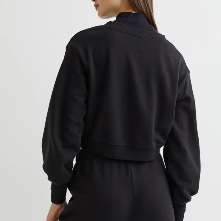 sweartshirt