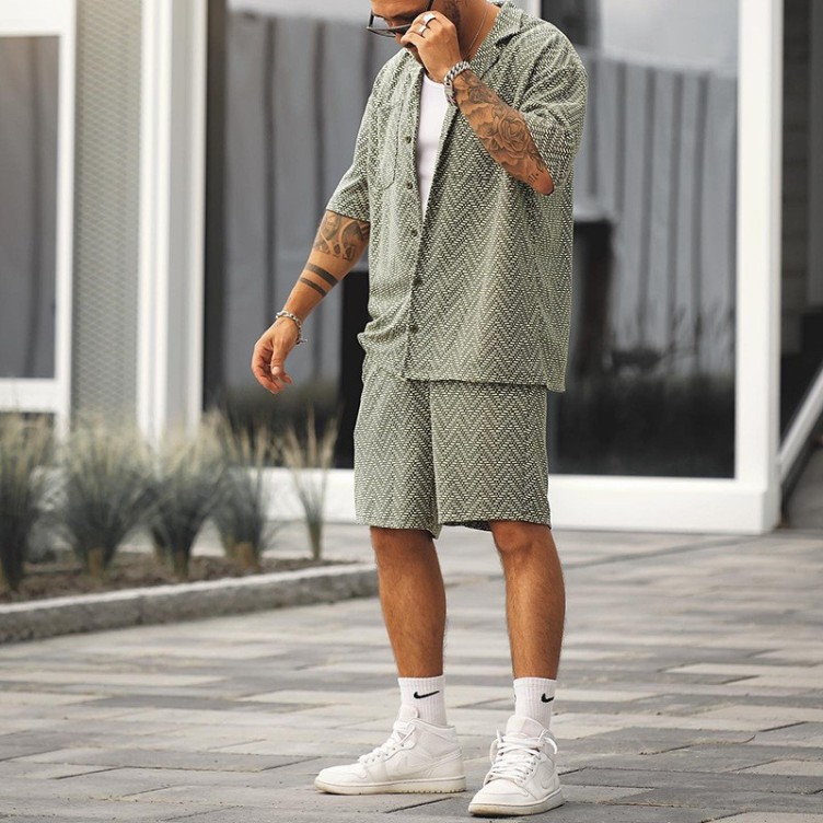 Spring/summer suit sportswear