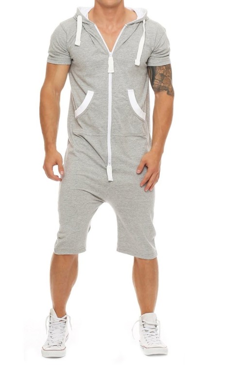 Casual camouflage sportswear