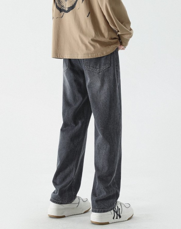 Loose straight fashion casual jeans