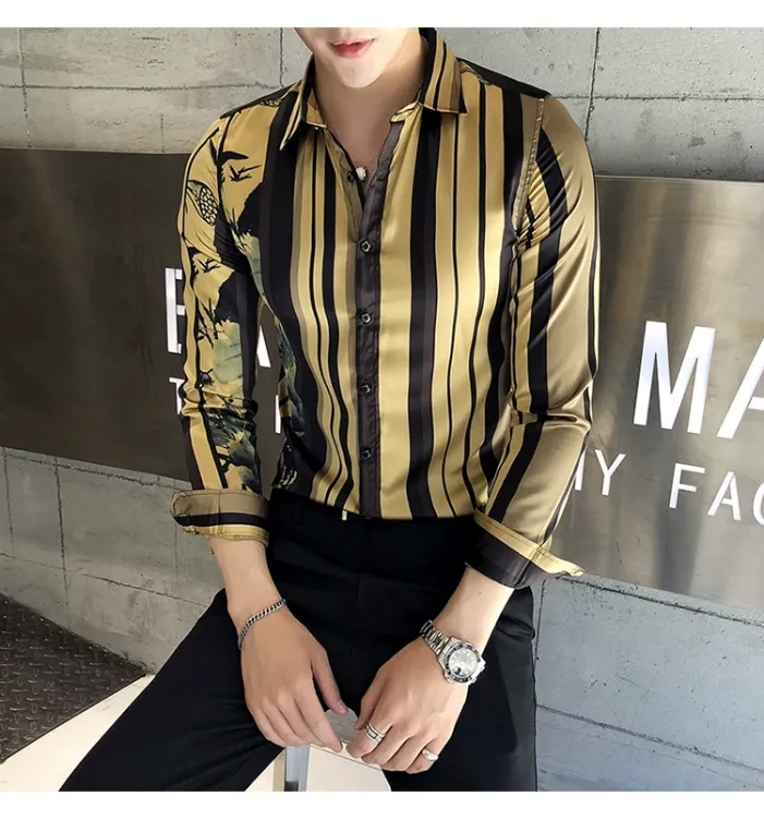 Striped print fashion trend shirt