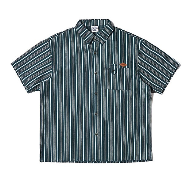 Vertical striped trend shirt