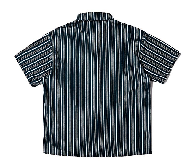 Vertical striped trend shirt
