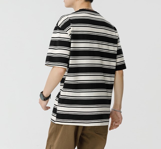 Striped crewneck casual trend T-shirt