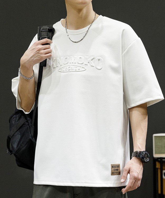 Casual trendy fashion T-shirt