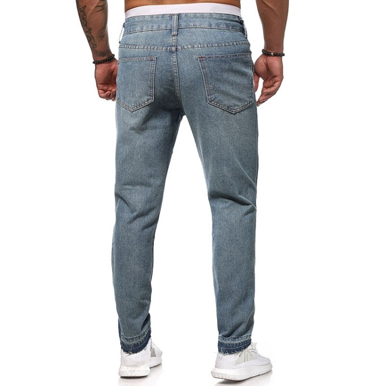 Loose ripped fashion trend jeans